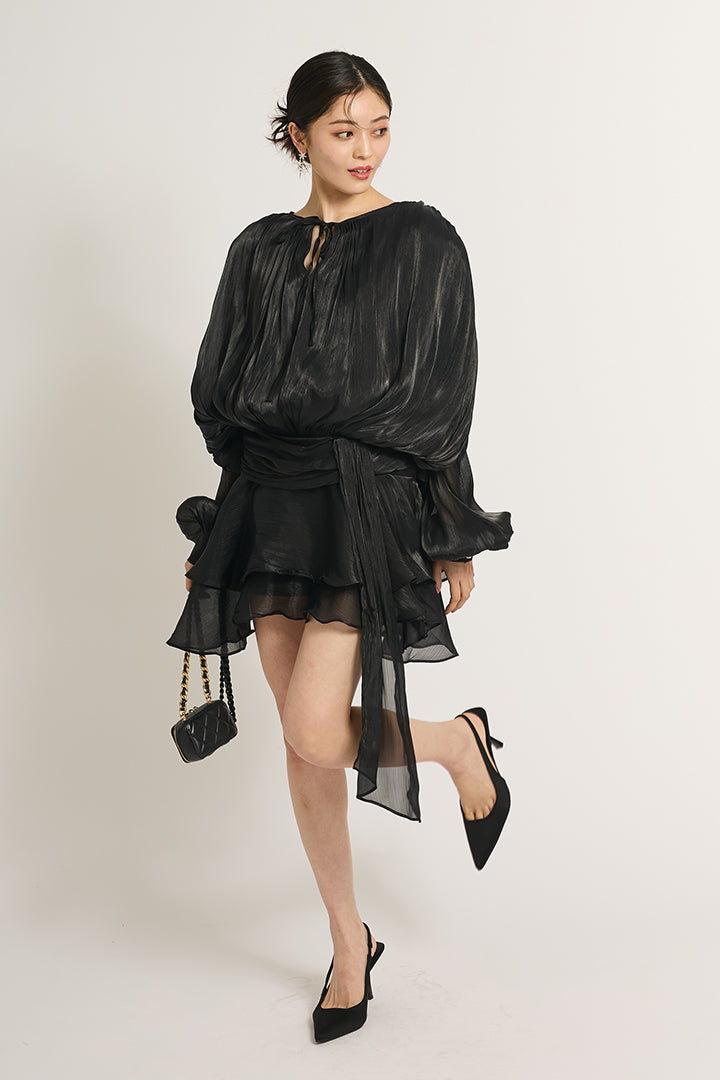 ラッフルミニドレス