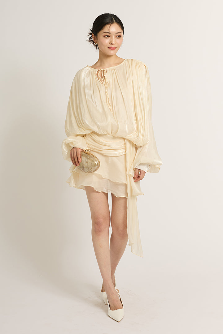 ラッフルミニドレス