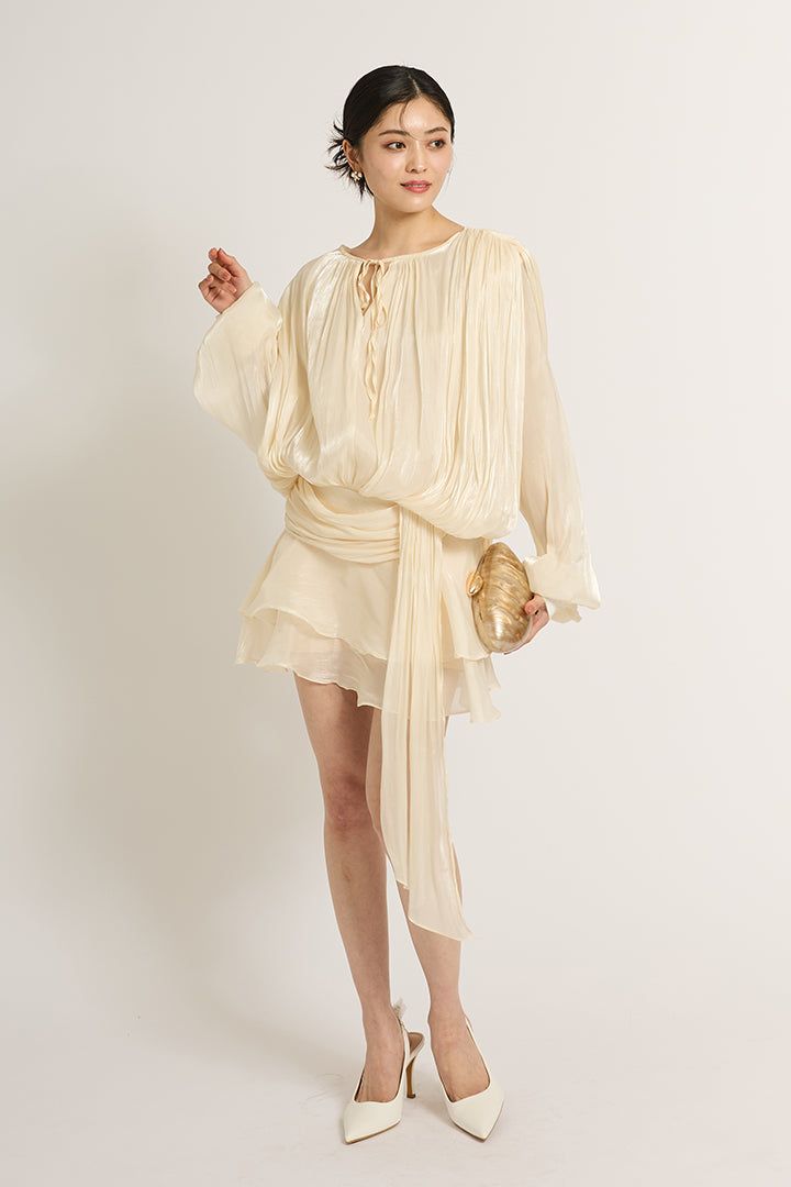 ラッフルミニドレス