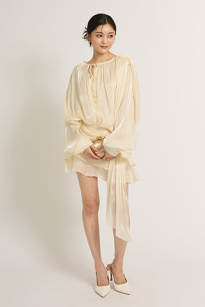 ラッフルミニドレス