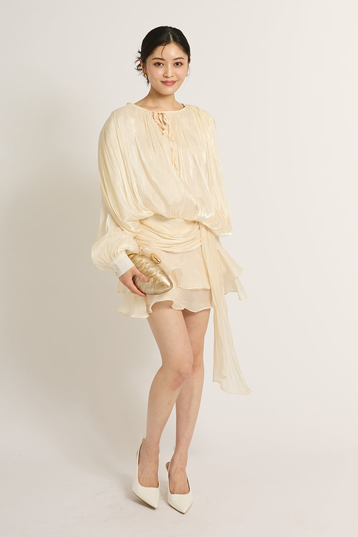 ラッフルミニドレス