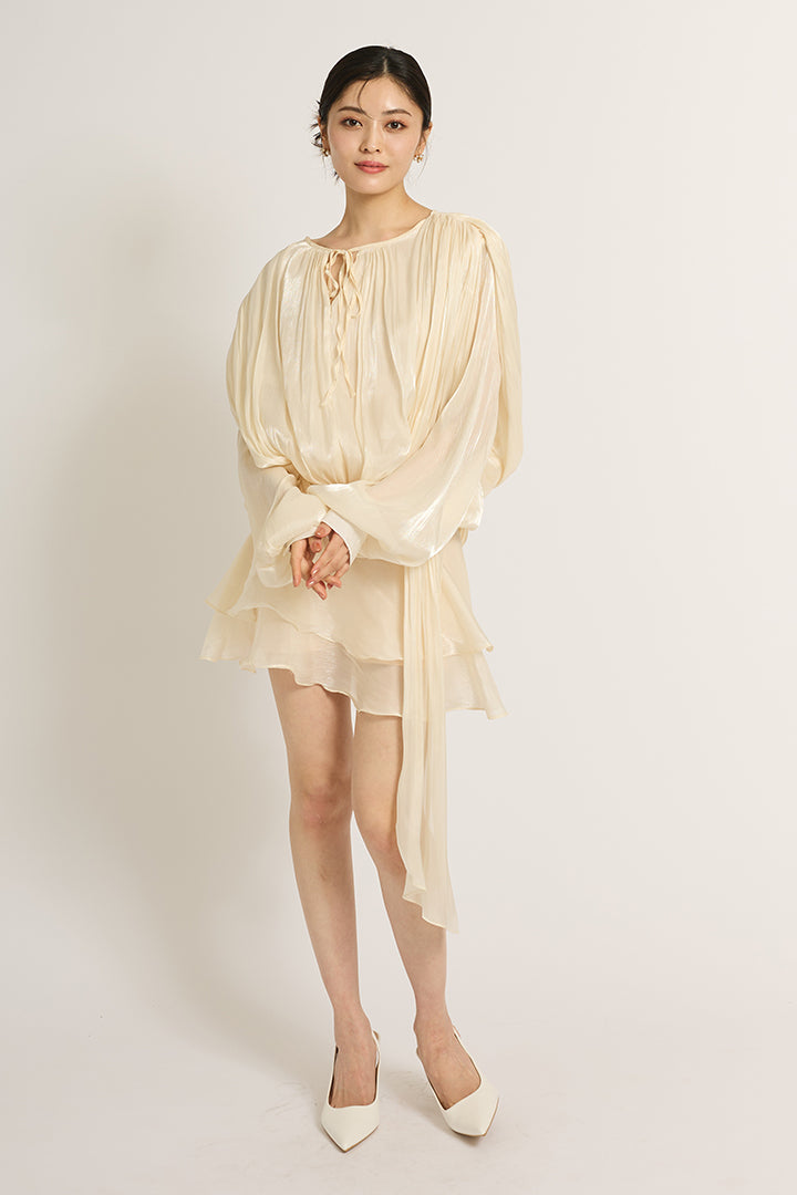 ラッフルミニドレス