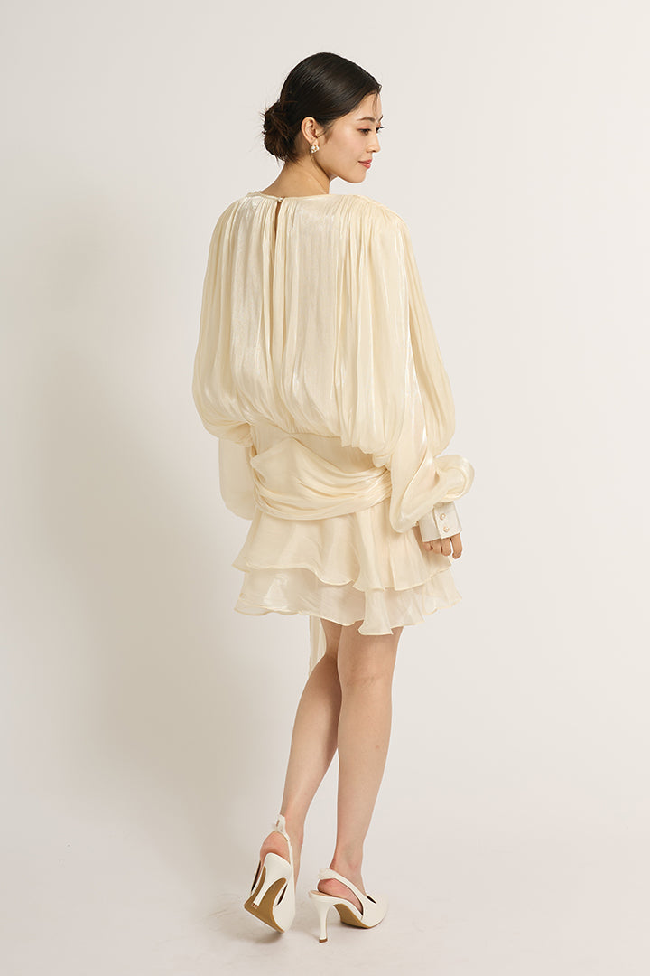 ラッフルミニドレス