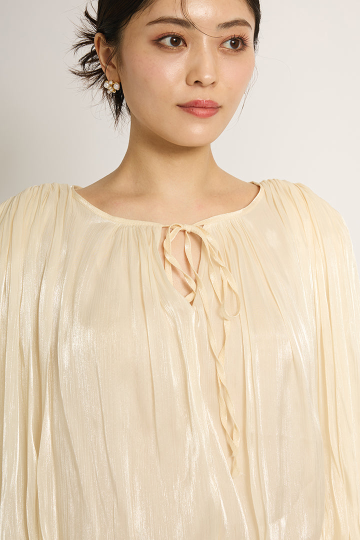 ラッフルミニドレス