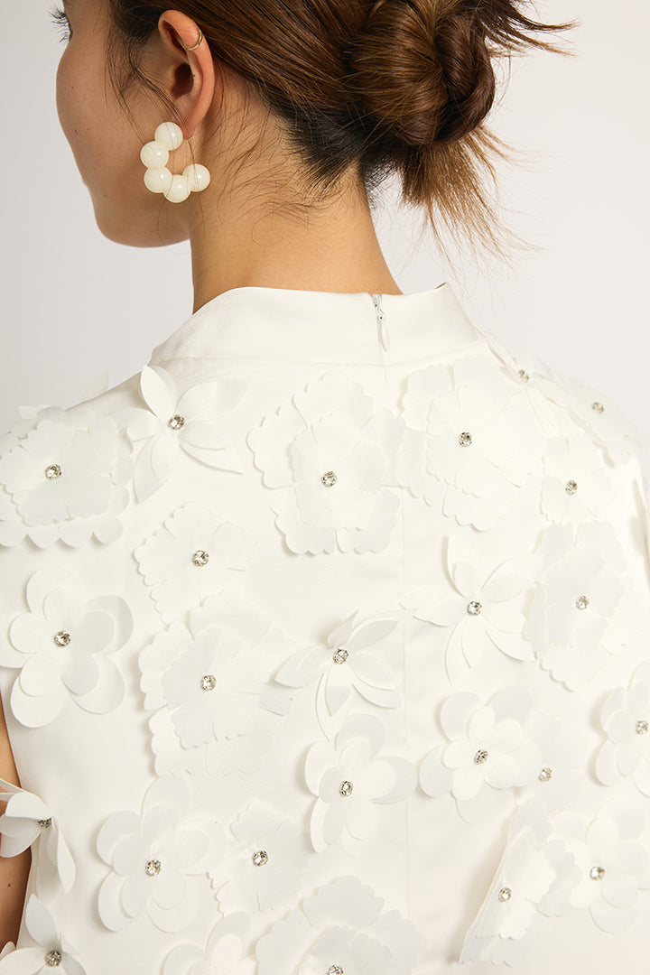 フラワービジュミニドレス