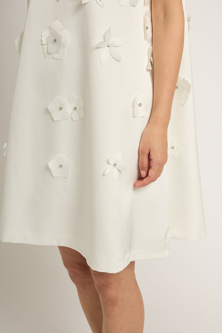 フラワービジュミニドレス